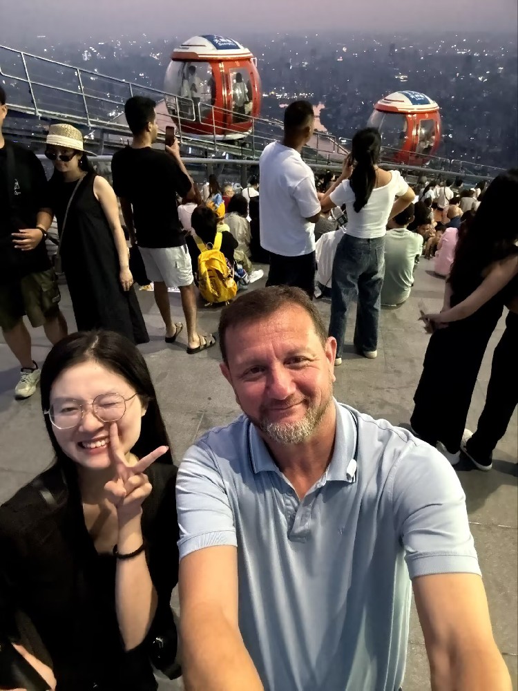 English-speaking tour guide